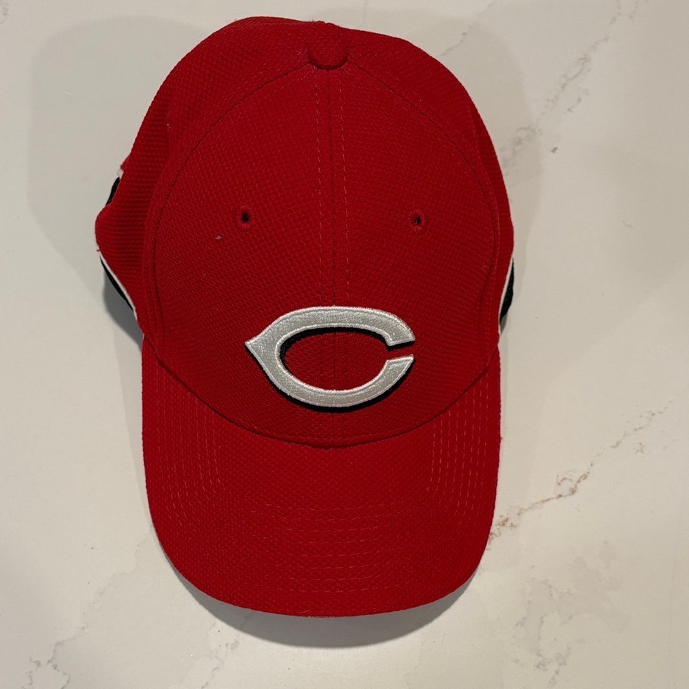 Cincinnati Reds Baseball Team New Era Cap Hat Small/Medium